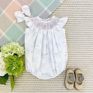 TBBC - Grandmillennial-esque bubble